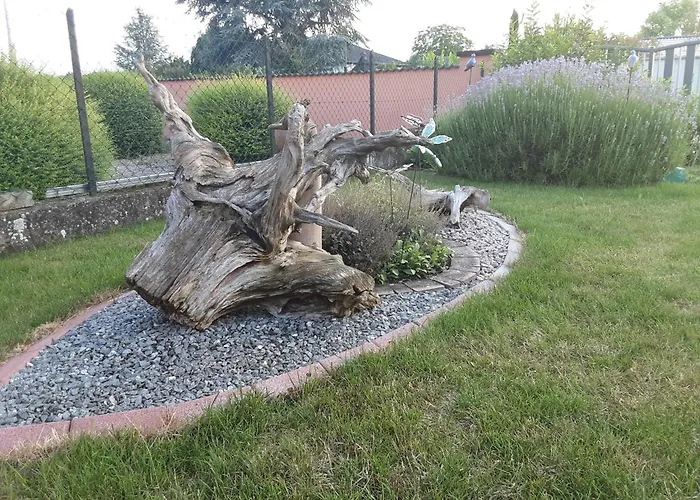 Holiday home Des Tourtereaux Proche Europapark Et Rulantica *